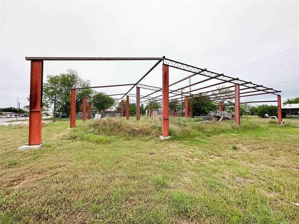 511 8th Street - Photo 1