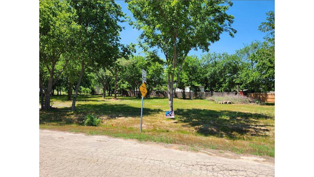 4251 Thousand Oaks Drive - Photo 1