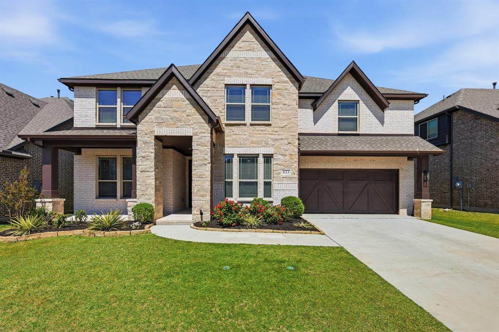 833 Daisy Corner Drive - Photo 1