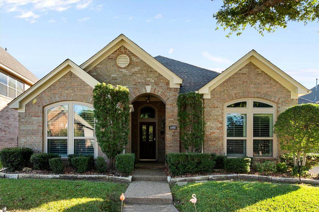 1002 Muirfield Drive - Photo 1