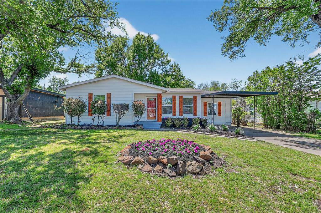 6628 Onyx Drive - Photo 1