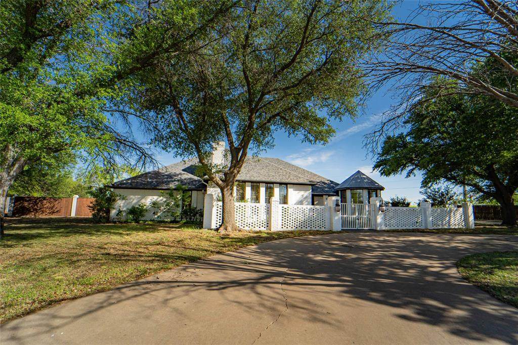 8 Chaparral Lane - Photo 1