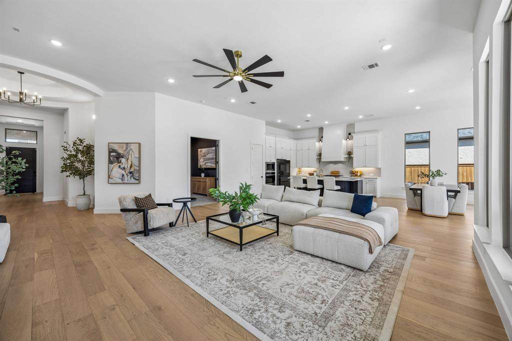 3140 Barclay Lane - Photo 1