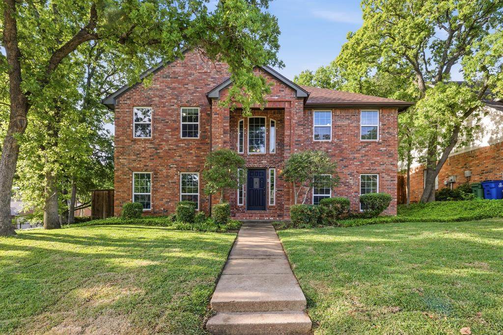 1801 Rolling Ridge Drive - Photo 1
