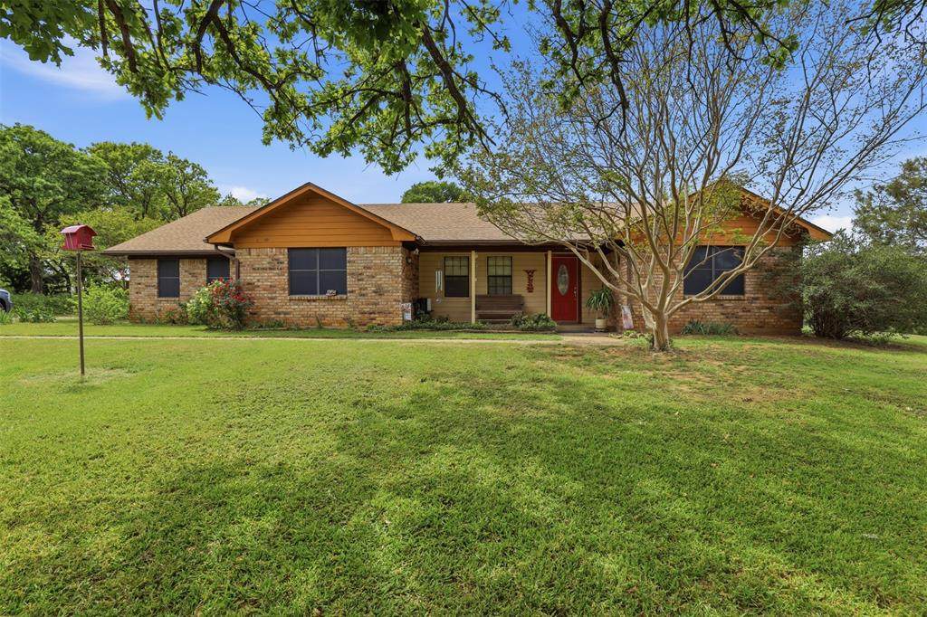 8076 County Road 1202 - Photo 1