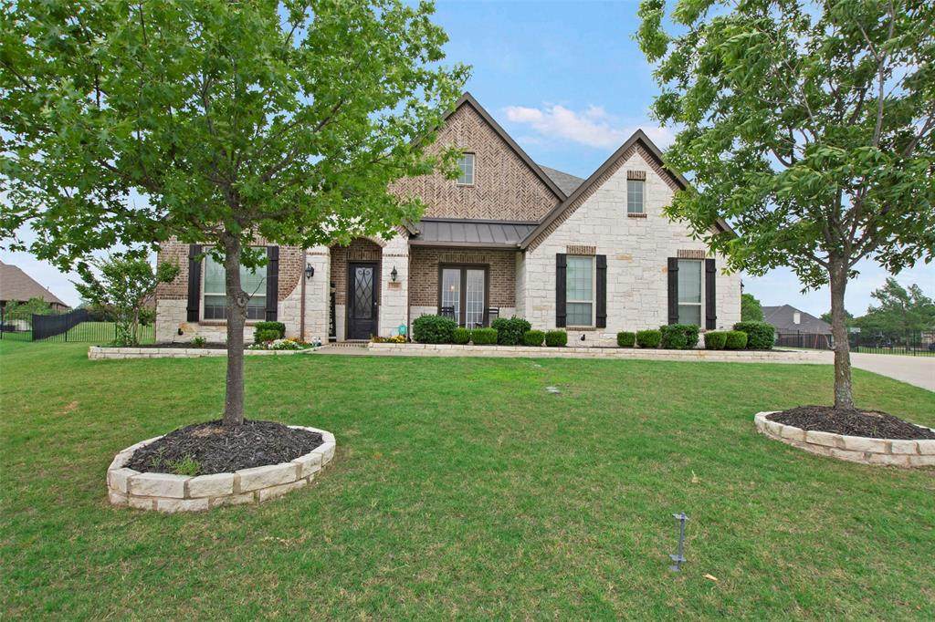 700 Britton Place - Photo 1
