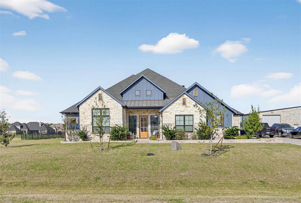 1204 Jungle Drive - Photo 1