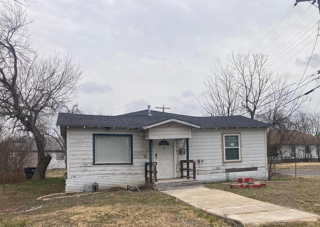 2434 9th Street - Photo 1
