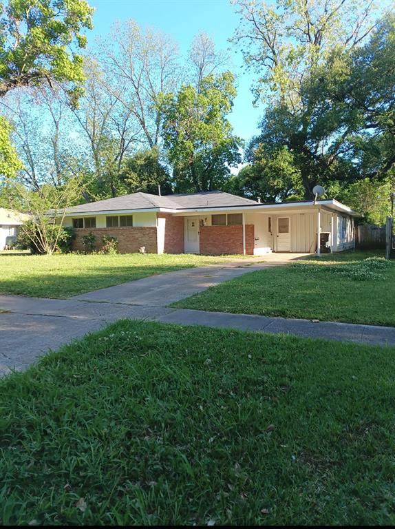 843 River Road - Photo 1