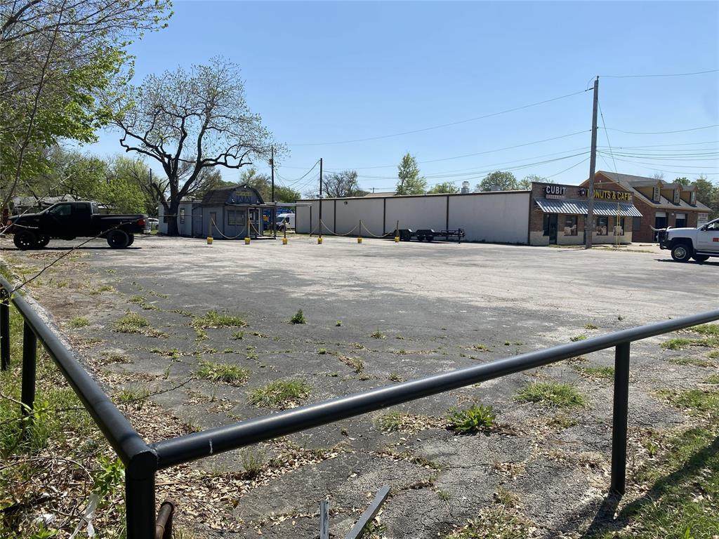 1506 State Highway 121 - Photo 1