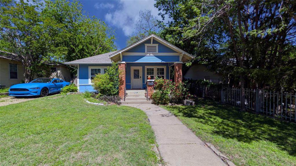 704 Cameron Avenue - Photo 1