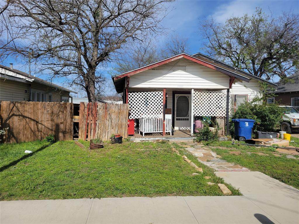 1502 4th Street - Photo 1