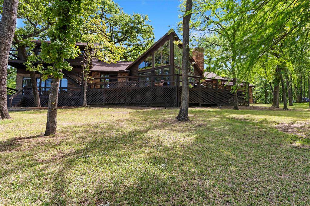 1611 Emma Drive - Photo 1