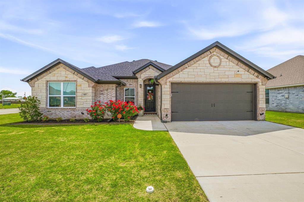601 Violet Drive - Photo 1