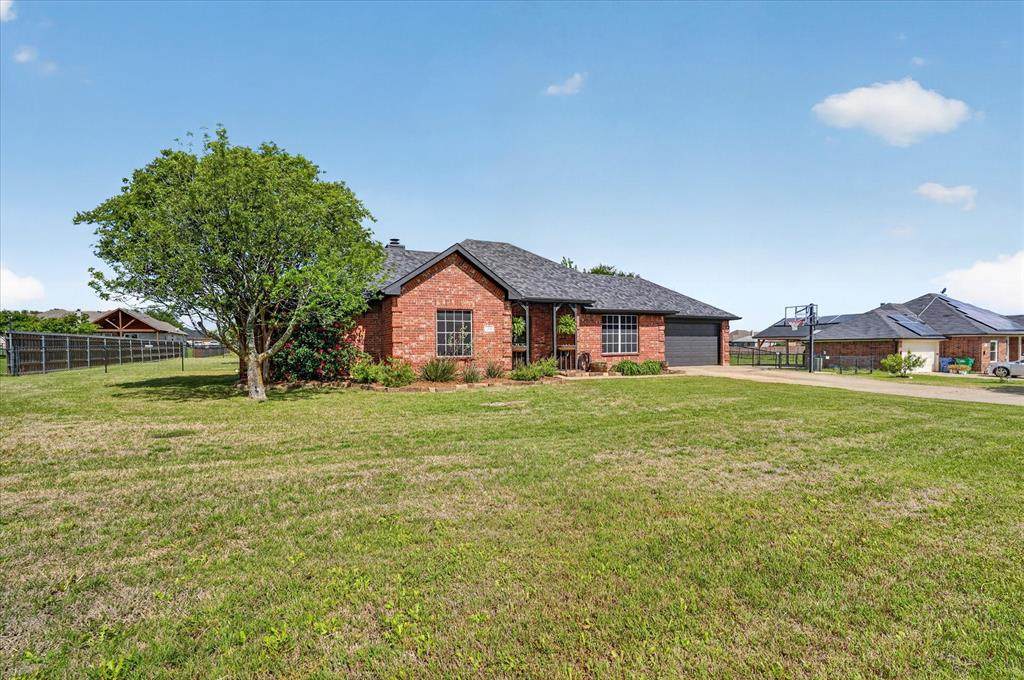 113 Northview Drive - Photo 1