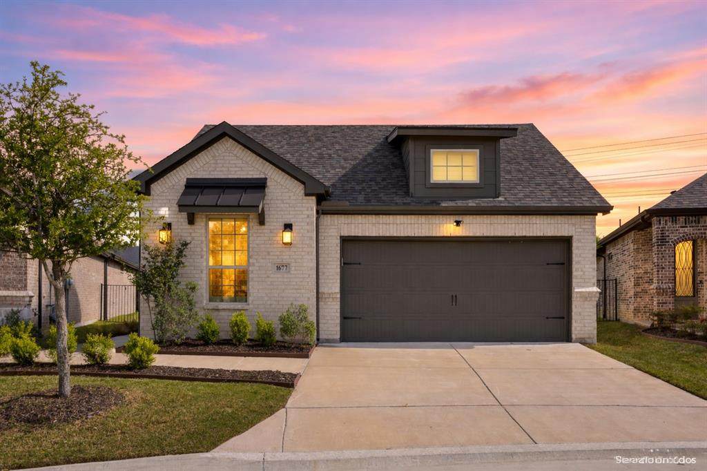 1677 Madrid Way - Photo 1