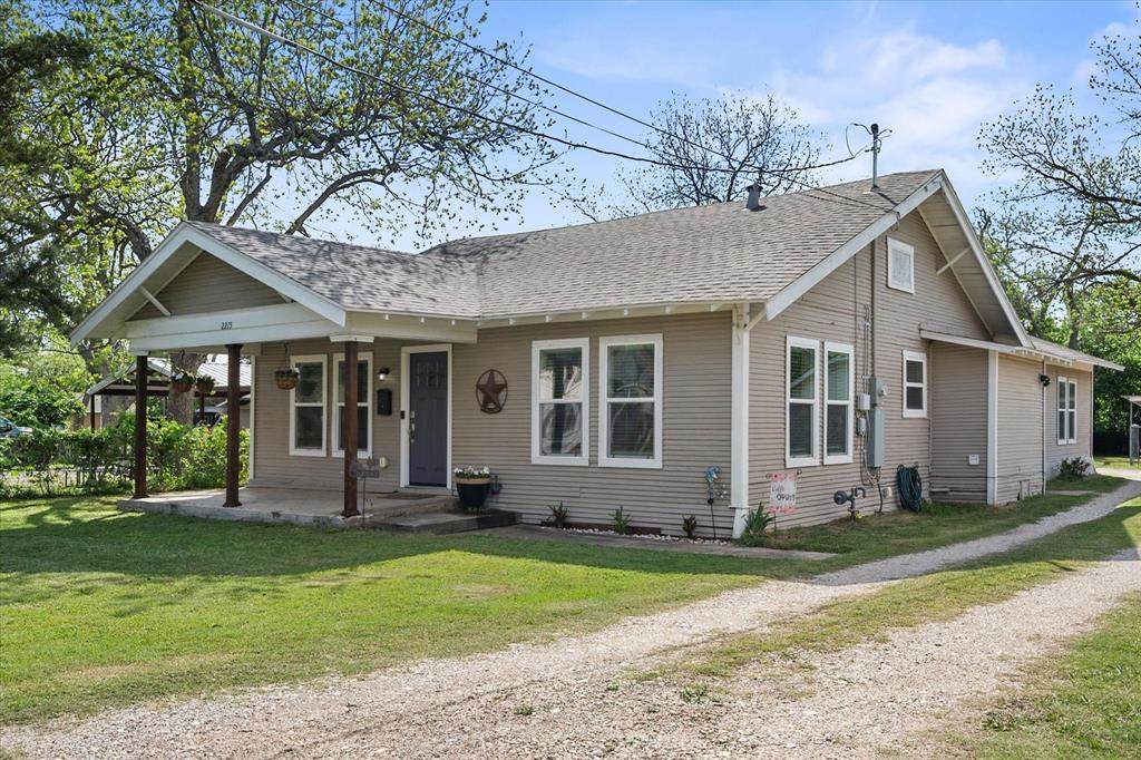 2215 Park Row Boulevard - Photo 1