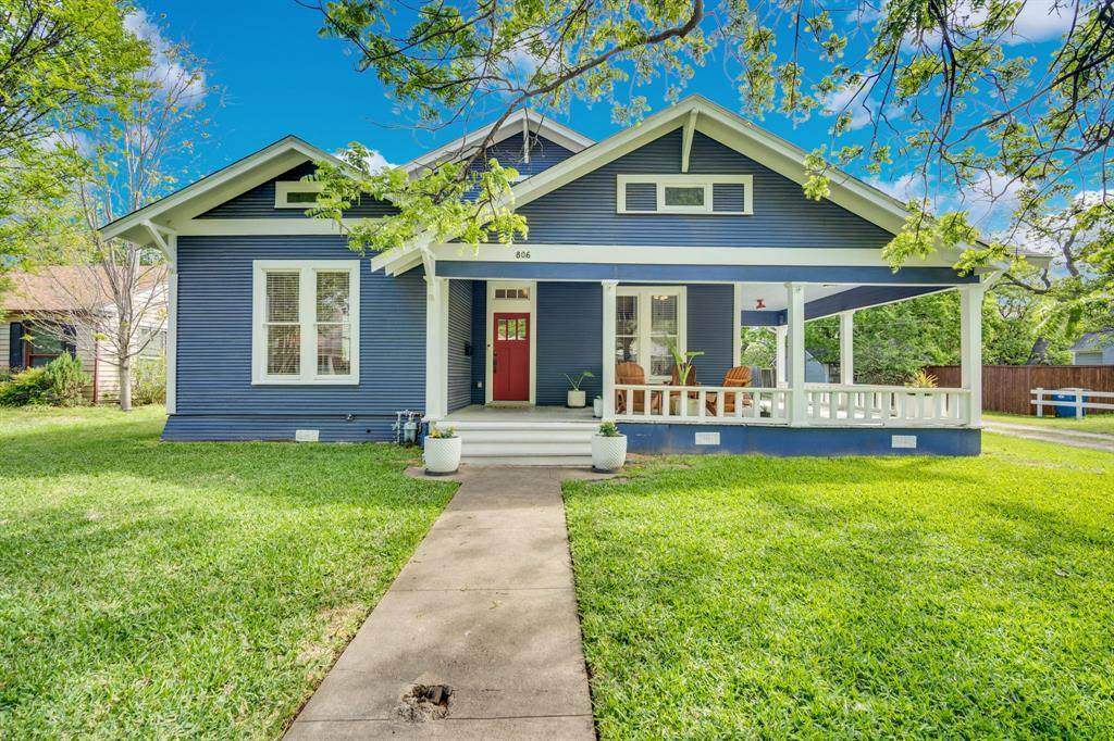 806 Preston Street - Photo 1