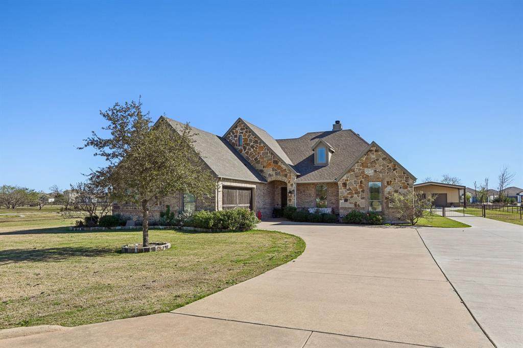 5025 White Pine Drive - Photo 1