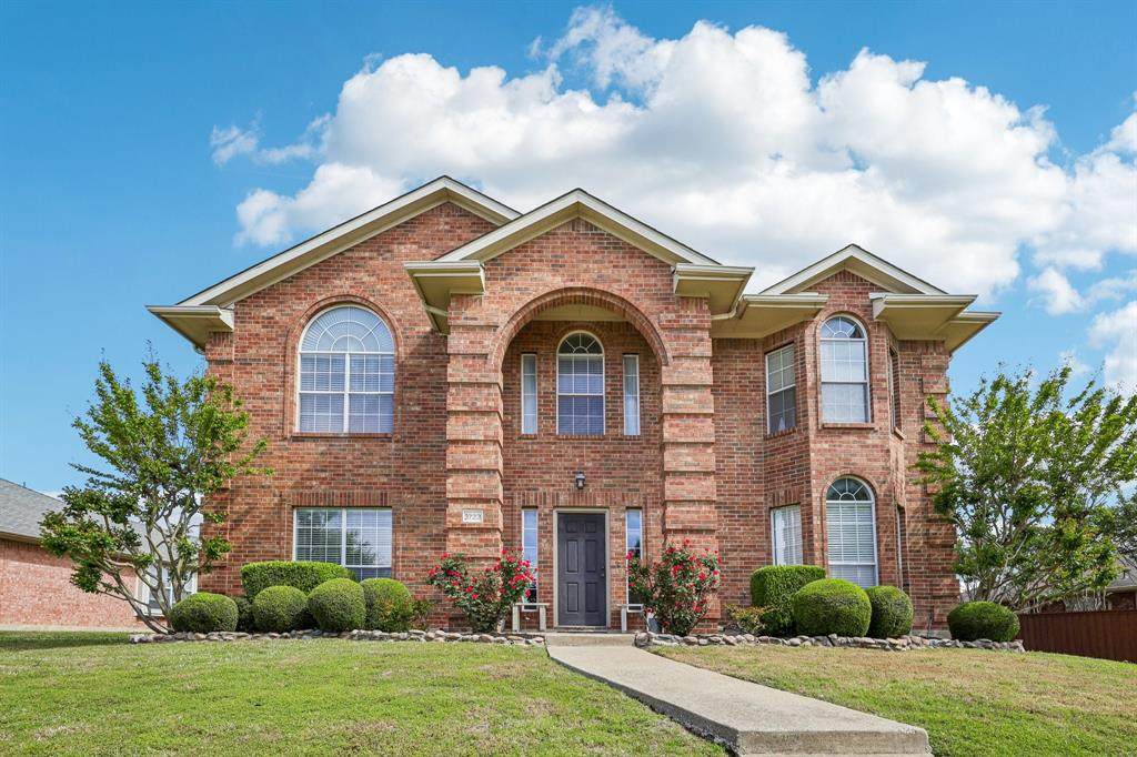 3723 Trailridge Drive - Photo 1
