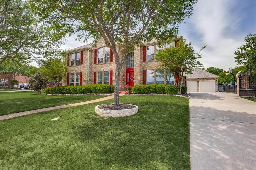 6623 Sapphire Circle - Photo 1