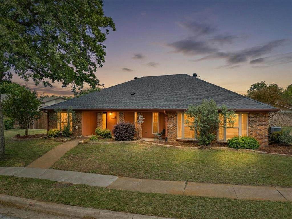 2801 Meadow Creek - Photo 1