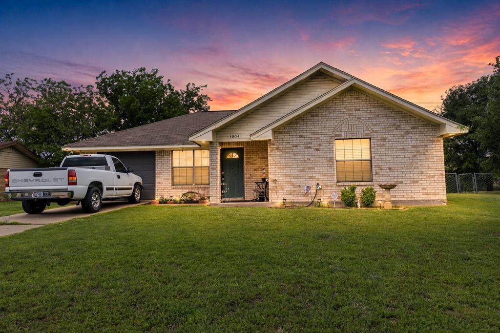 1004 Clover Street - Photo 1