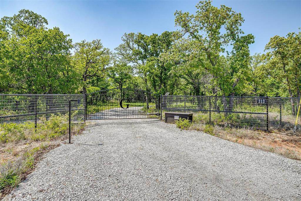 313 Broken Rd Road - Photo 1