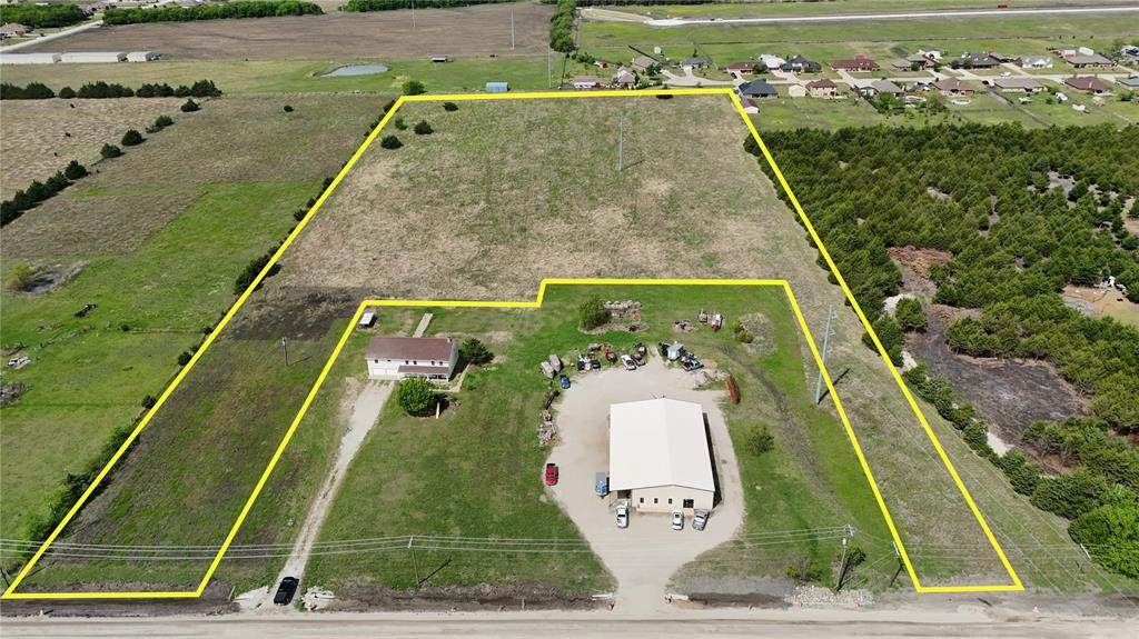 3532 Fm 547 - Photo 1