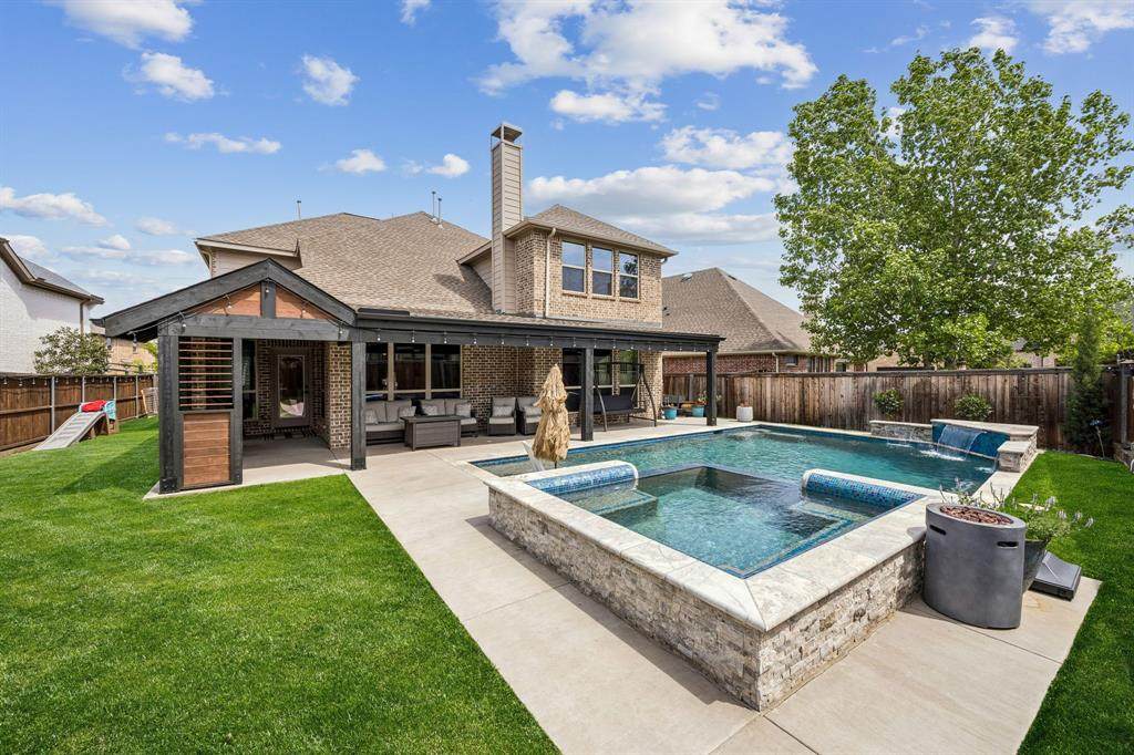 1504 Grove Drive - Photo 1