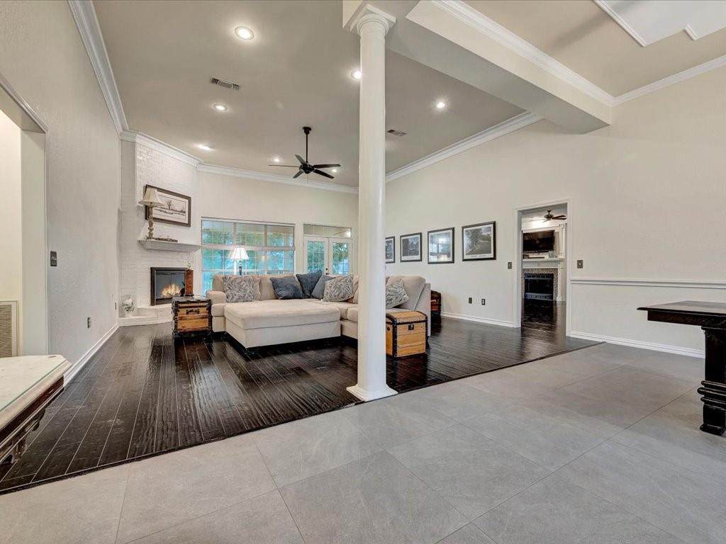 206 Cascade Court - Photo 1