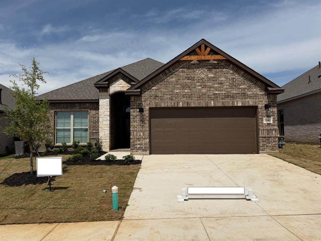1041 Nighthawk Trail - Photo 1