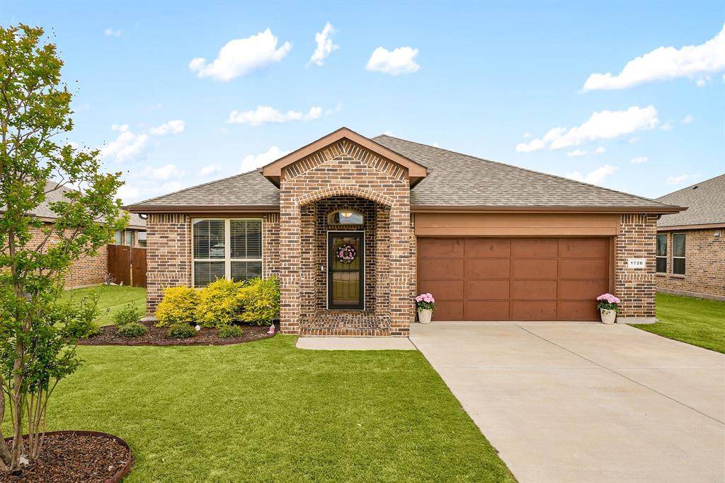 1720 Cross Creek Lane - Photo 1