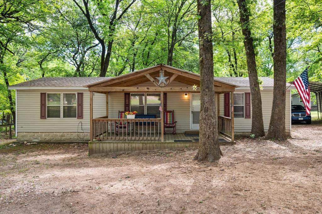 178 Kingswood Drive - Photo 1