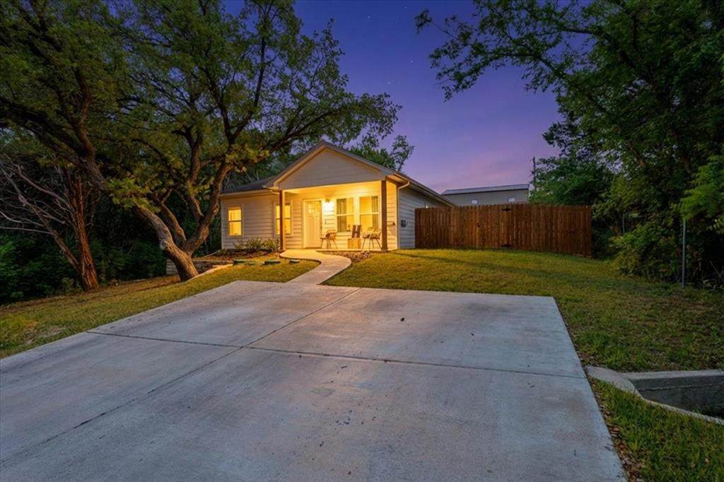 921 Indian Drive - Photo 1