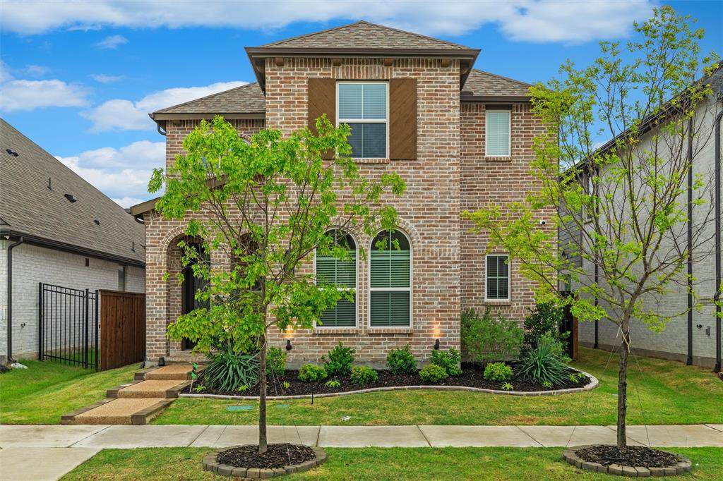 1004 Goldenrod Drive - Photo 1