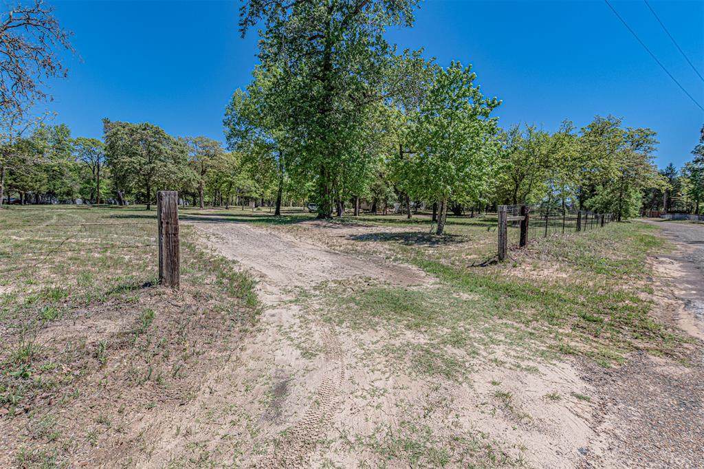 6481 County Road 4522 - Photo 1