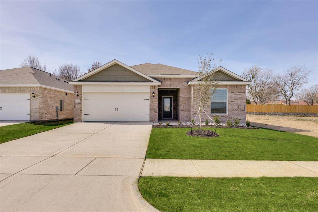 1718 Paul Drive - Photo 1