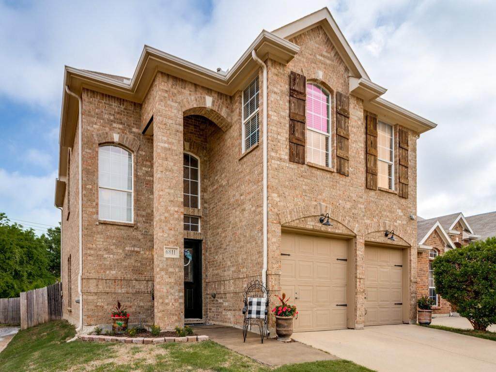 6811 Shore Breeze Court - Photo 1