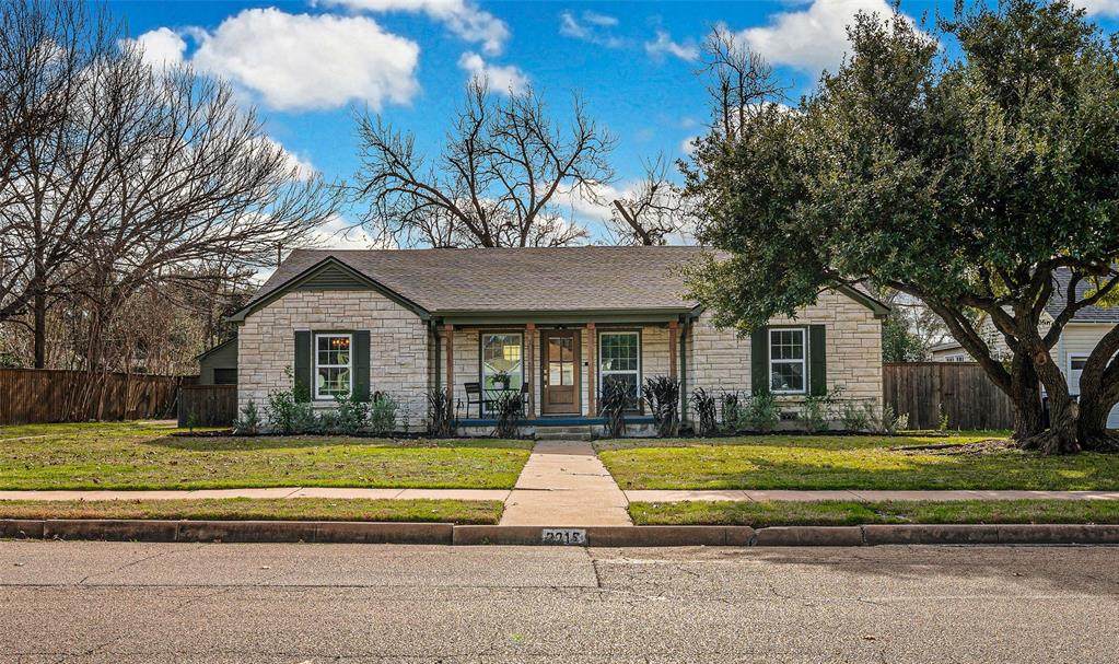 3218 Cumberland Avenue - Photo 1