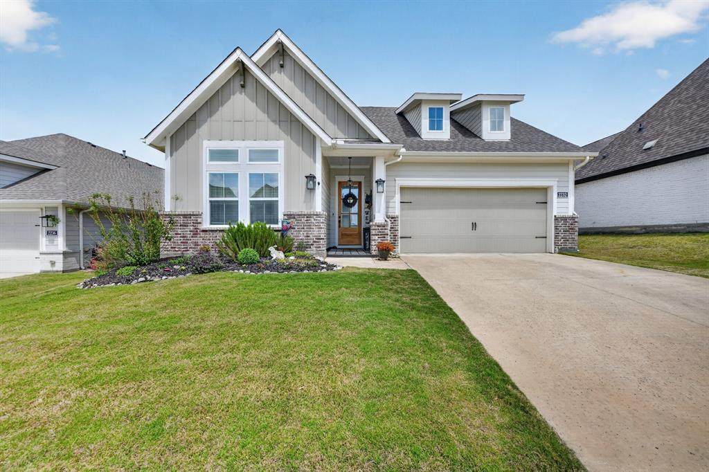 2232 Robin Way - Photo 1