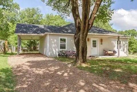221 Braz Street - Photo 1