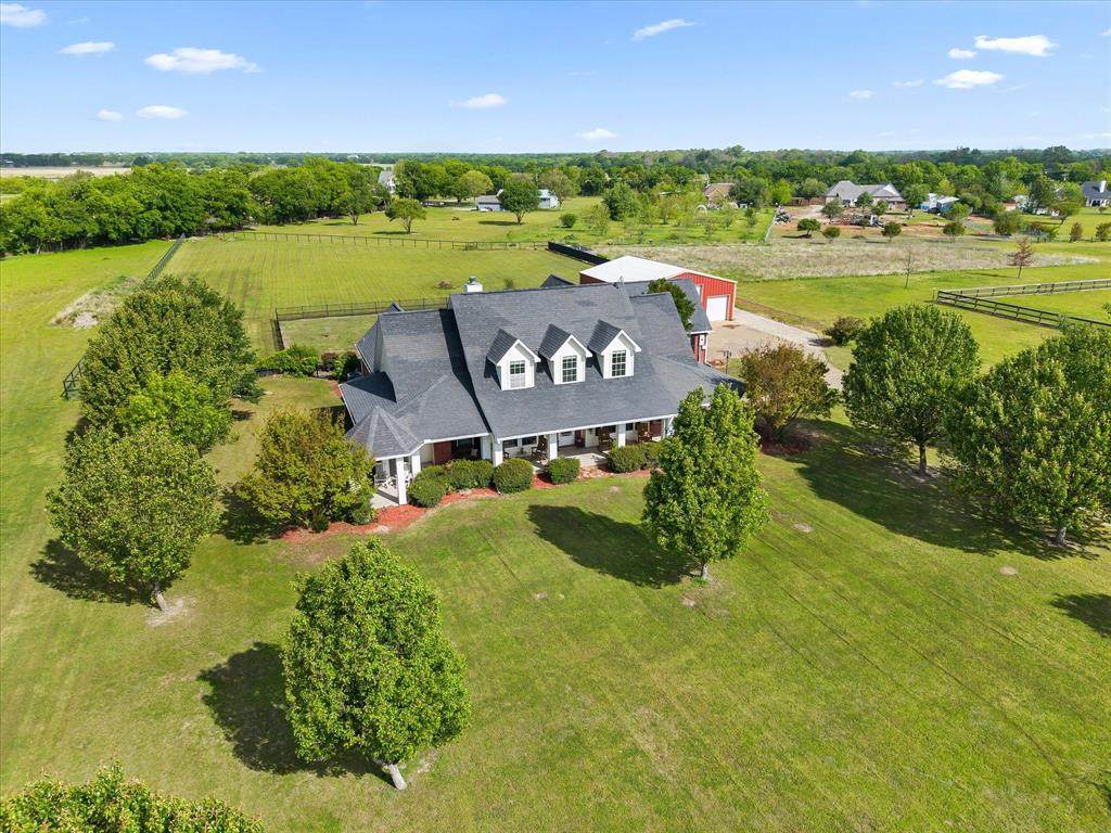 3858 Chelsea Way - Photo 1