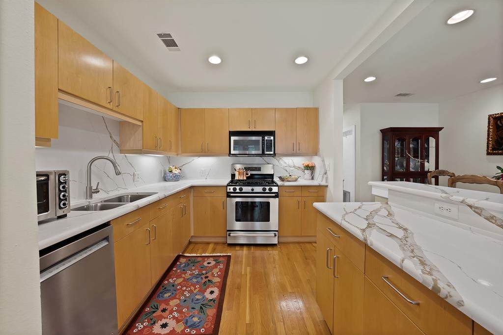 5055 Addison Circle - Photo 1