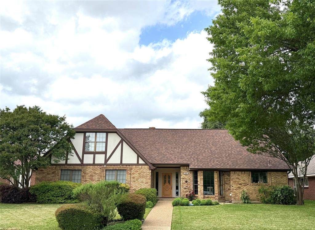 2559 Blackberry Drive - Photo 1