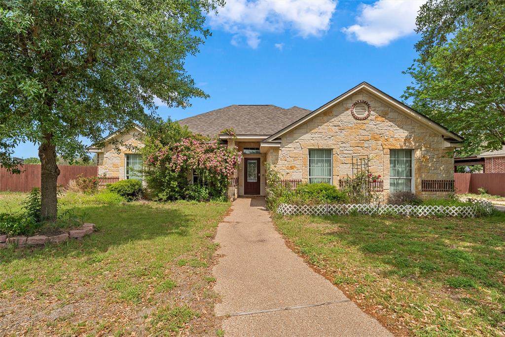 2524 Riders Way - Photo 1