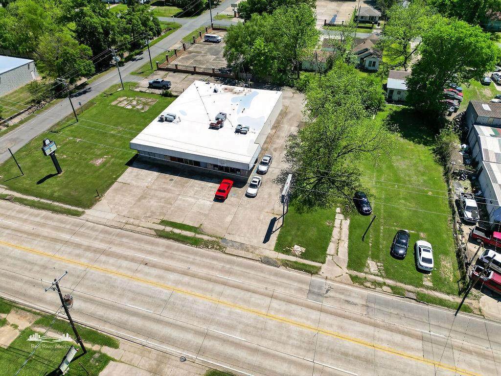 709 70th Street - Photo 1