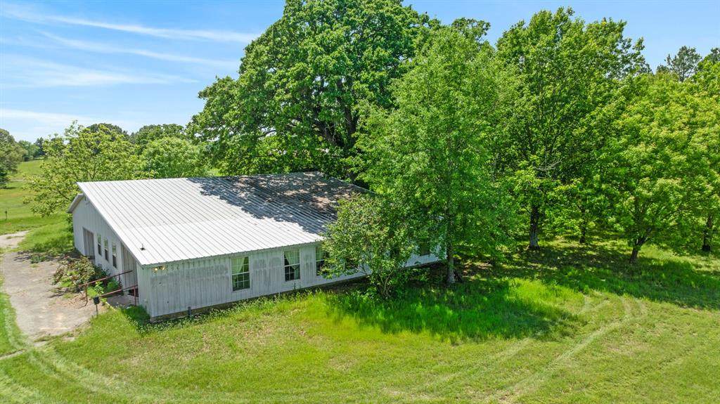 2000 County Road 2420 - Photo 1