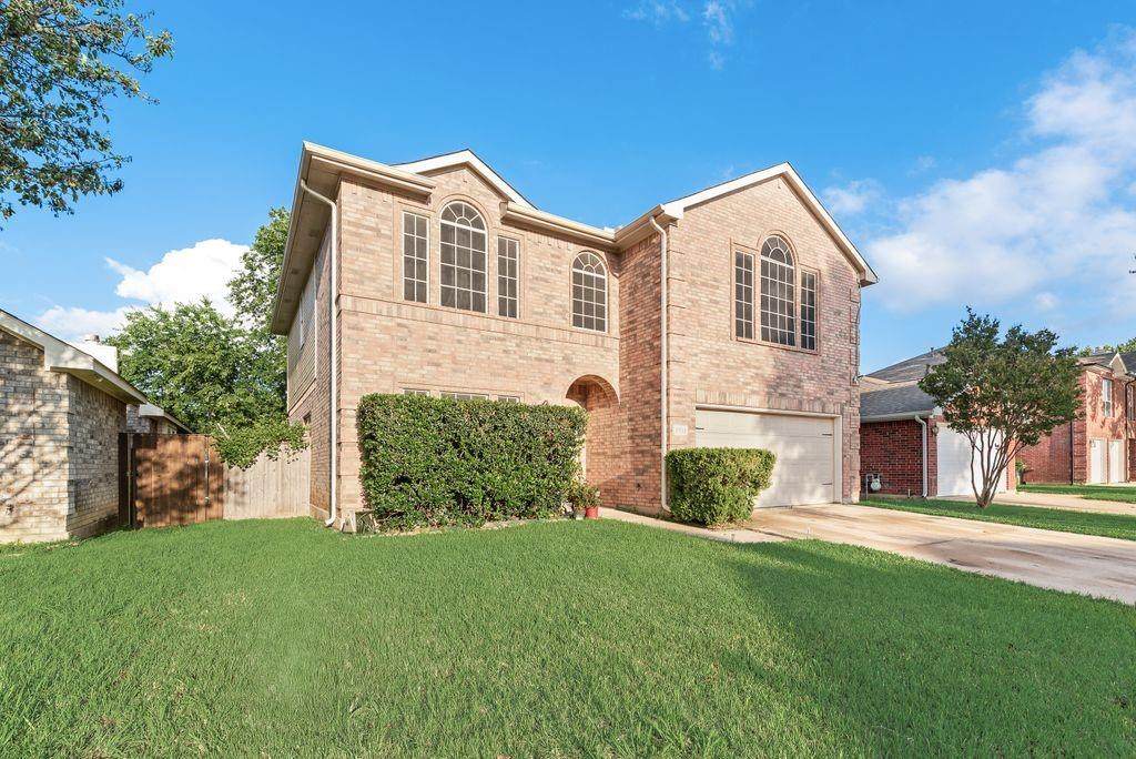 5715 Creekhollow Drive - Photo 1