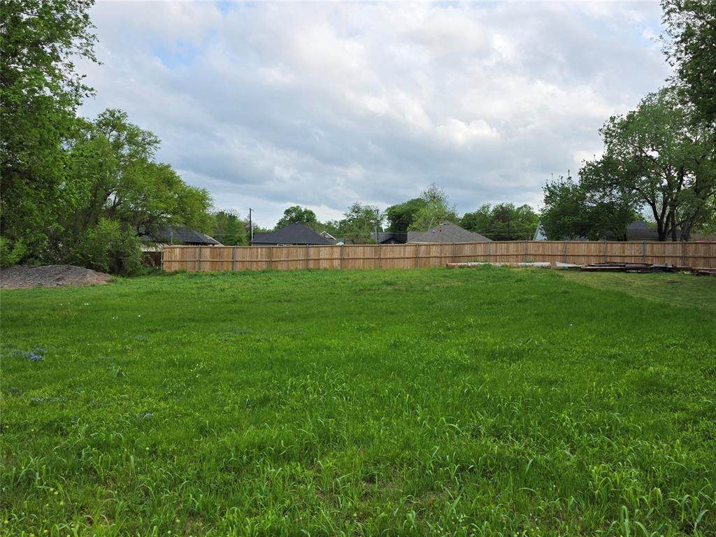 3815 Pace Street - Photo 1